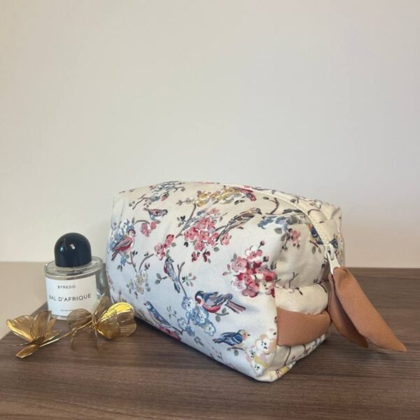 Kosmetinė „Paukščių Rytas“